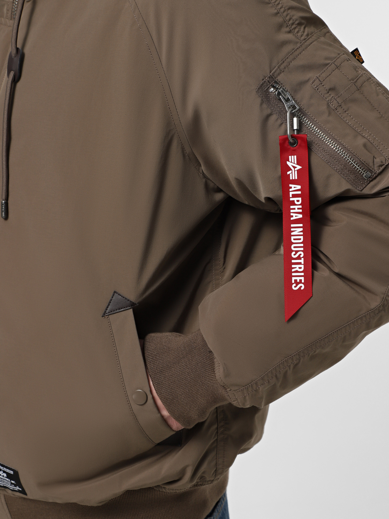 Бомбер Alpha Industries N-2B Altitude модель MJN53502C1_204 Фото