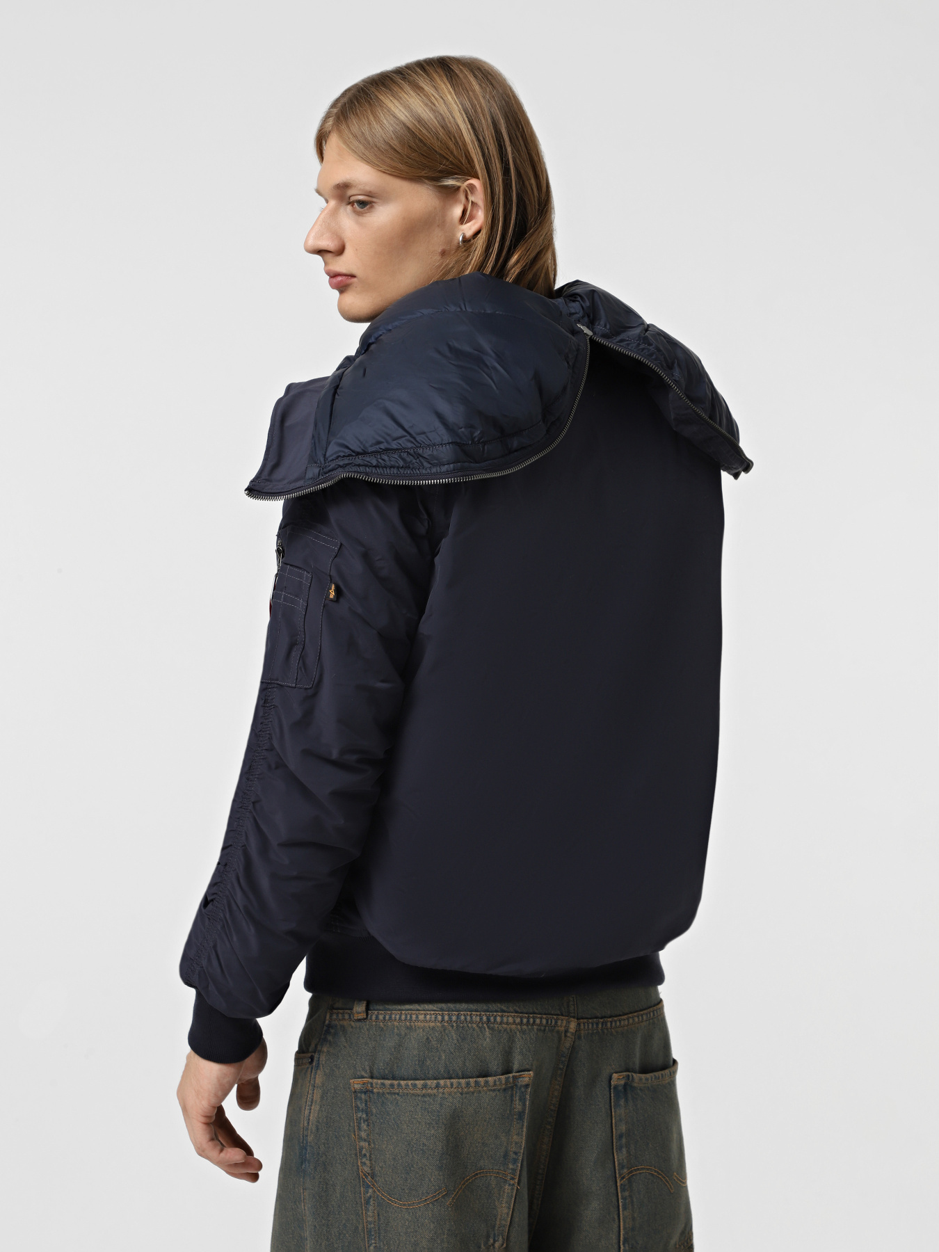 Бомбер Alpha Industries N-2B Altitude модель MJN53502C1_410 Фото
