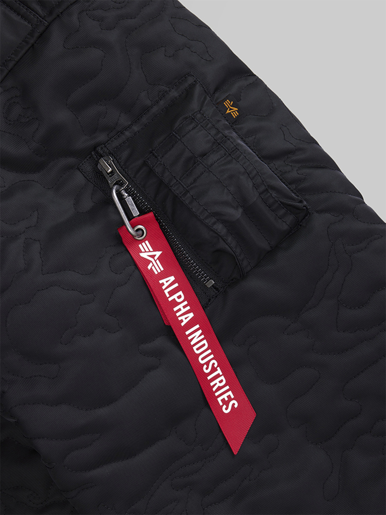 Бомбер Alpha Industries MA-1 модель WJB54502C1_001 Фото