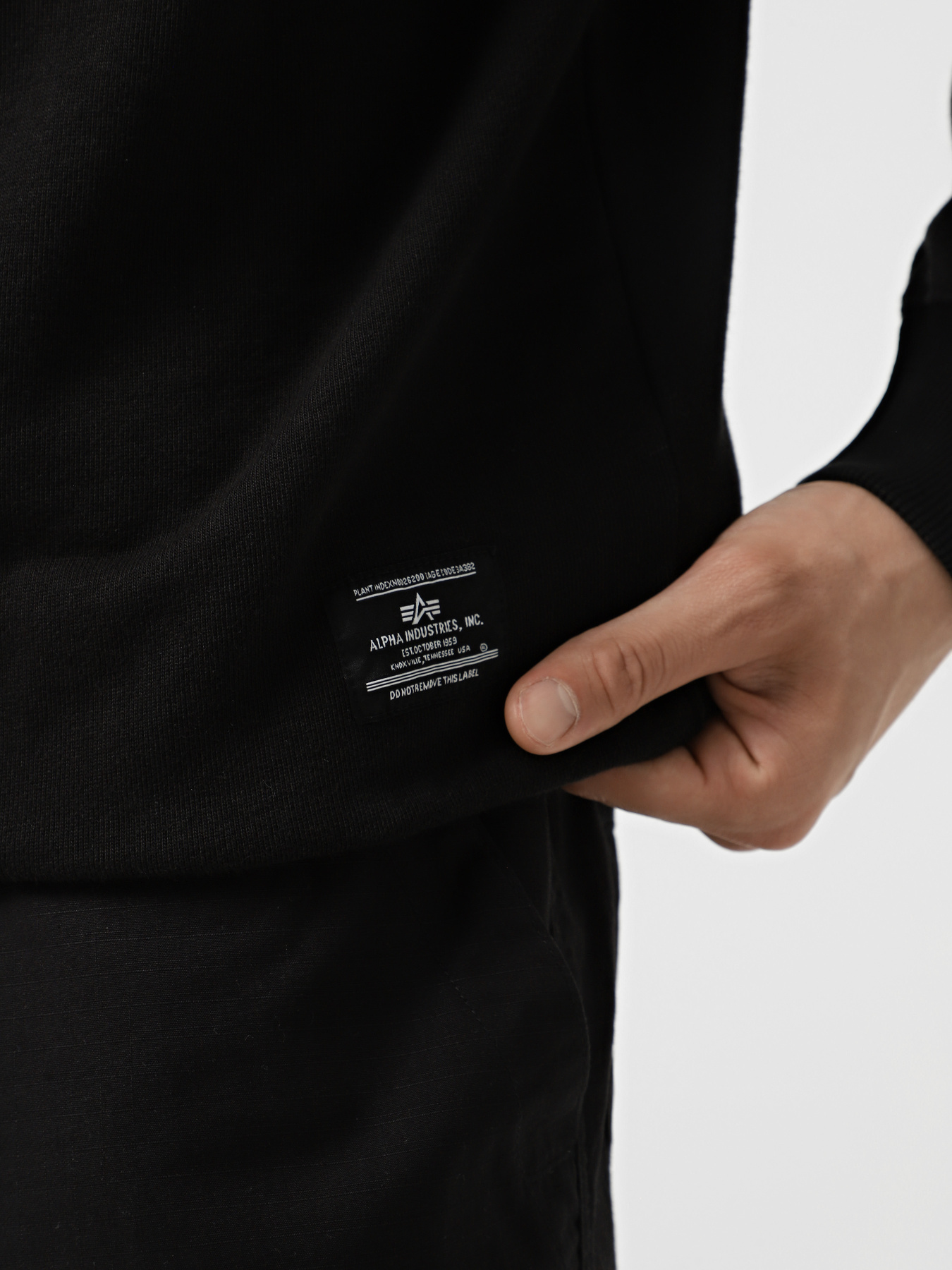 Свитшот Alpha Industries Essential French Terry Crewneck Gen II модель USE55001C1_001 Фото