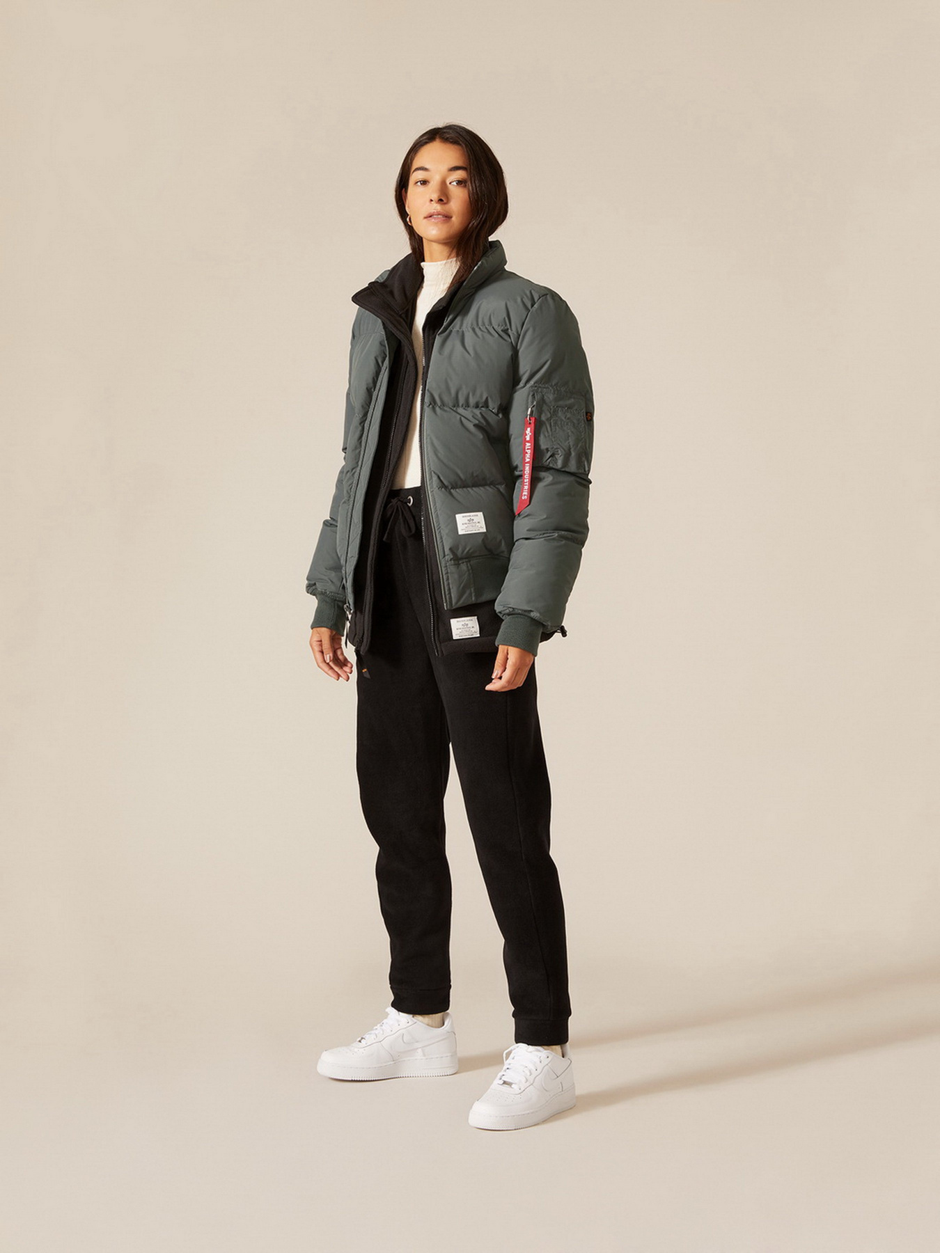 Бомбер Alpha Industries MA-1 Quilted модель UJM51500C1_022 Фото