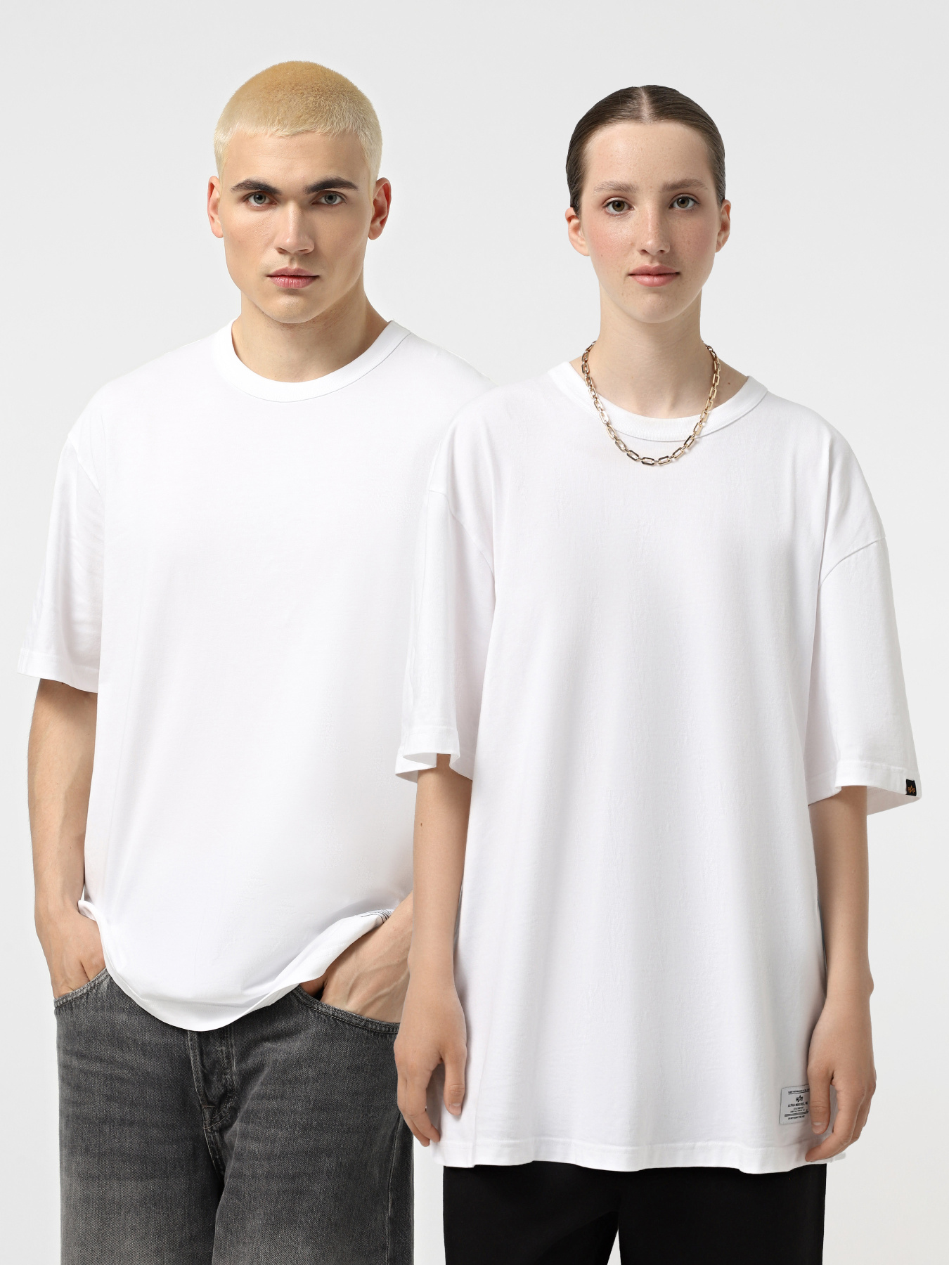 Футболка Alpha Industries Essential модель UTE54000PK_100 Фото