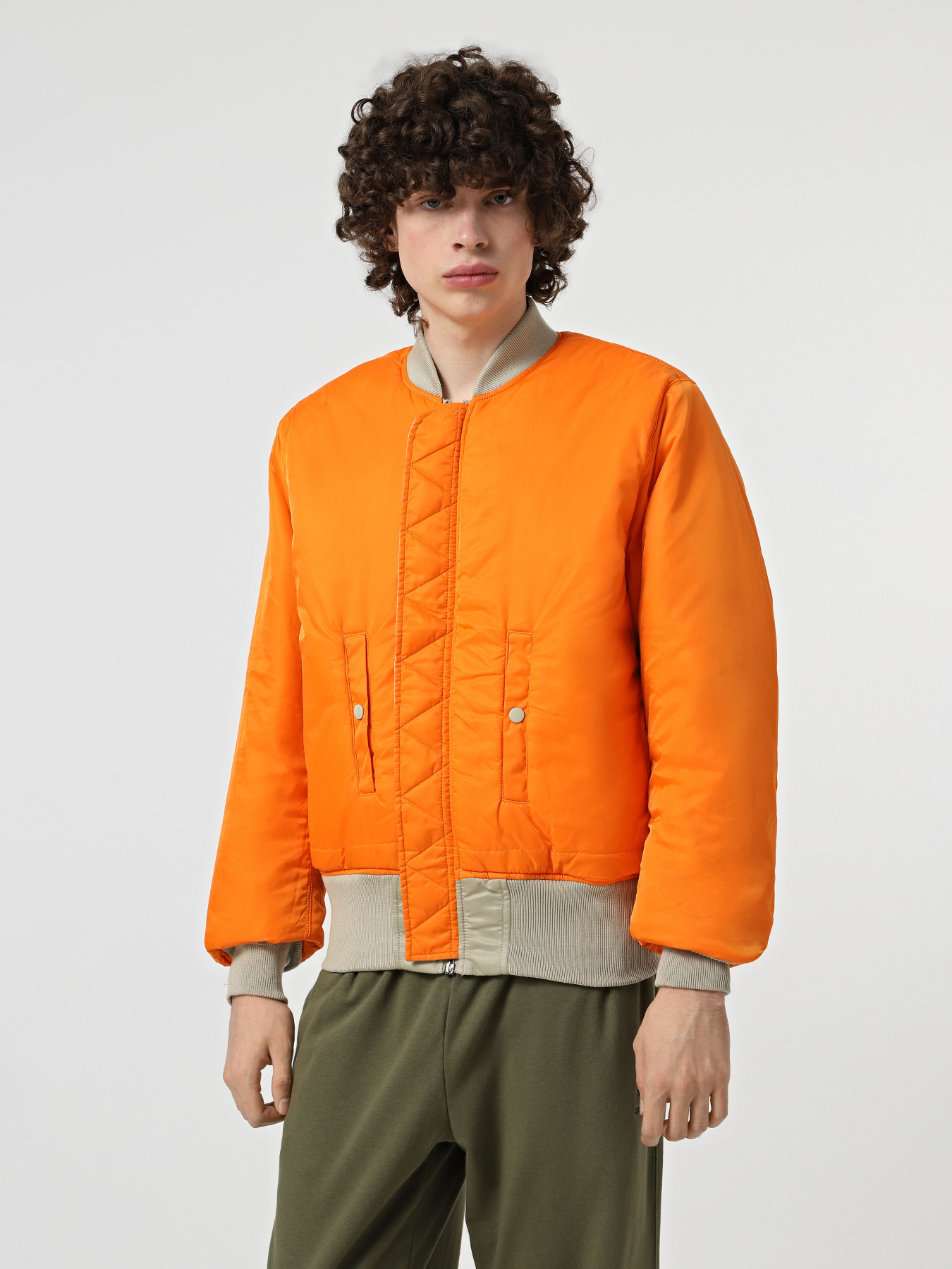 Бомбер Alpha Industries модель MJM21000C1_369 Фото