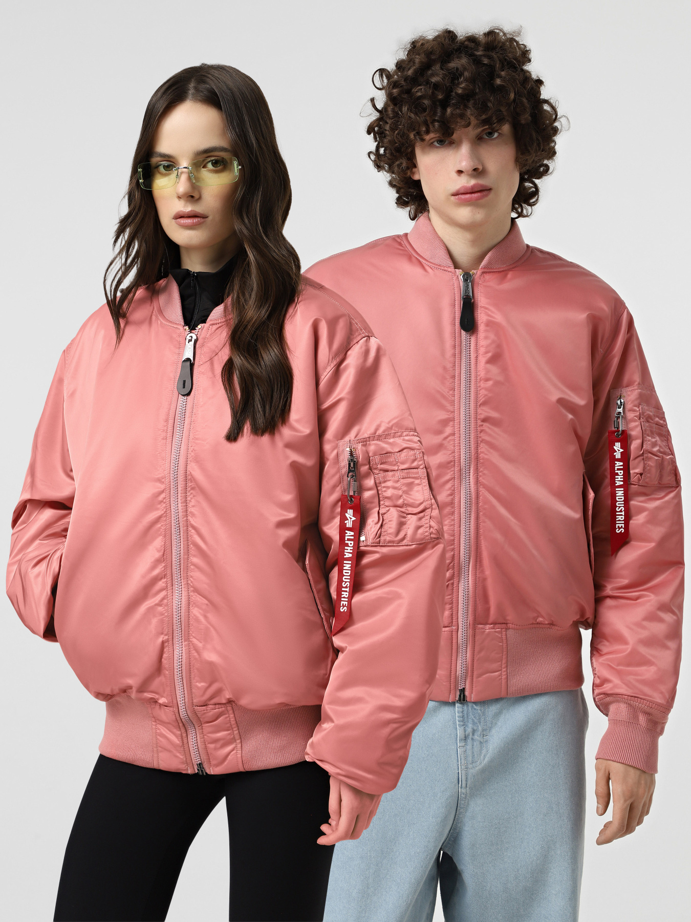 Бомбер Alpha Industries модель MJM21000C1_652 Фото