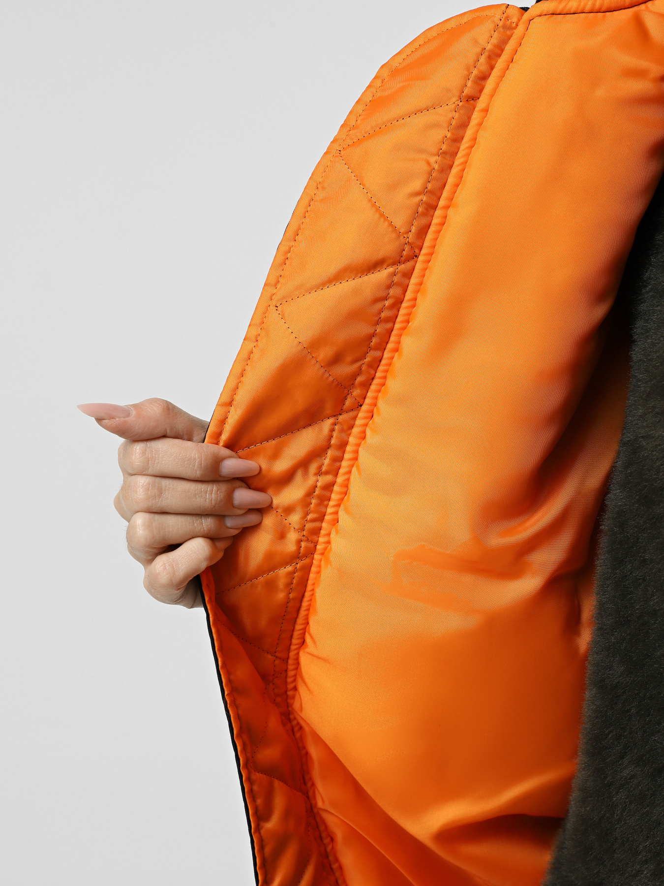 Жилет з утеплювачем Alpha Industries модель MJM55508C1_001 Фото