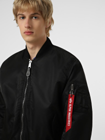 Куртки та дублянки Alpha Industries MA-1 W/GUN METAL LINING модель CJK52500C1_001 Фото