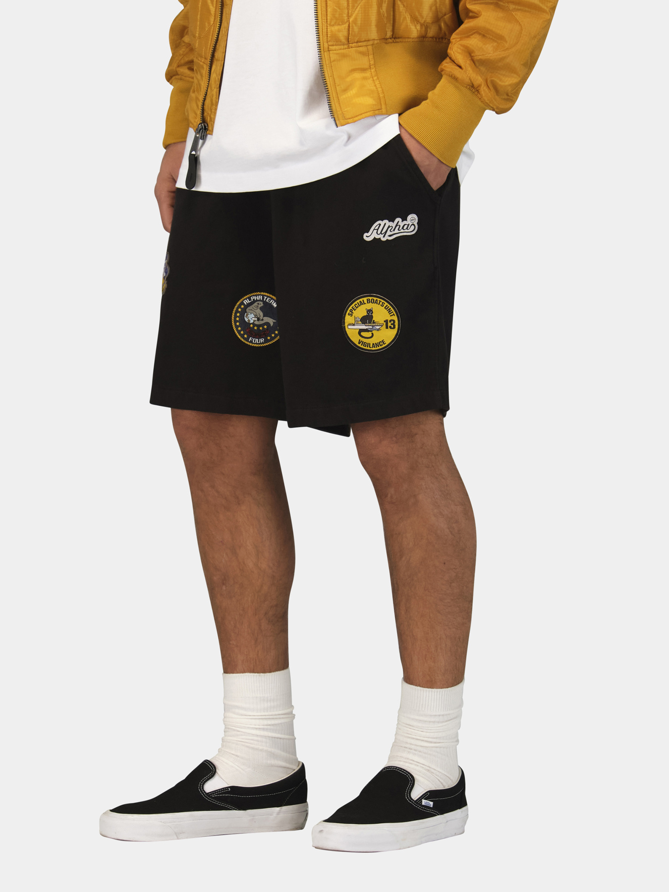 Шорты Alpha Industries PATCHED JERSEY SHORT модель MBP56000C1_001 Фото