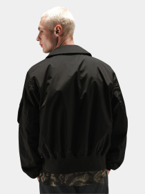 Куртки та дублянки Alpha Industries CWU 36/P RELAXED PATCHED FLIGH модель UJC56001C1_001 Фото