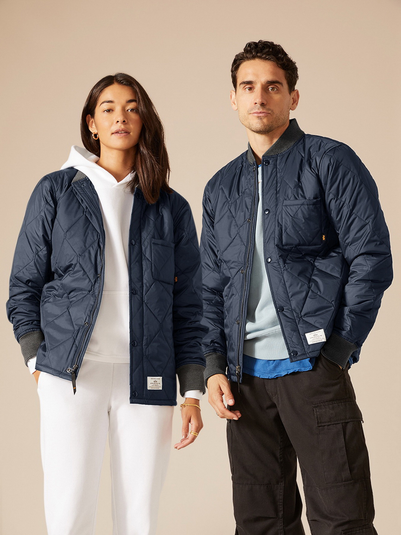 Демісезонна куртка Alpha Industries QUILTED UTILITY модель UJQ51501C1_410 Фото