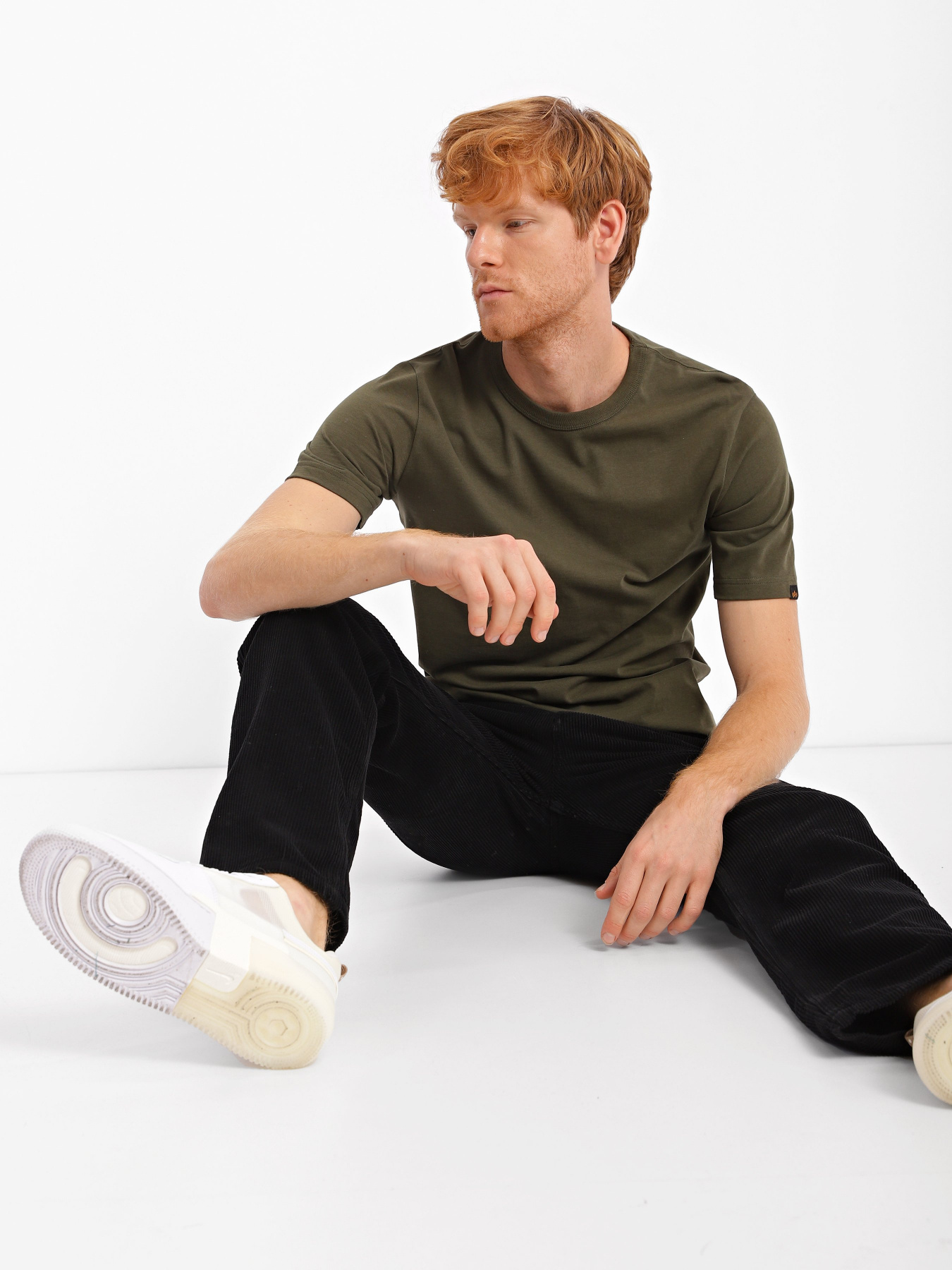 Футболка Alpha Industries ESSENTIAL модель UTE51500C1_303 Фото