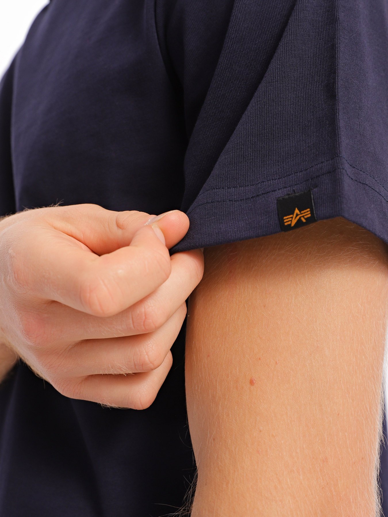 Футболка Alpha Industries ESSENTIAL модель UTE51500C1_410 Фото