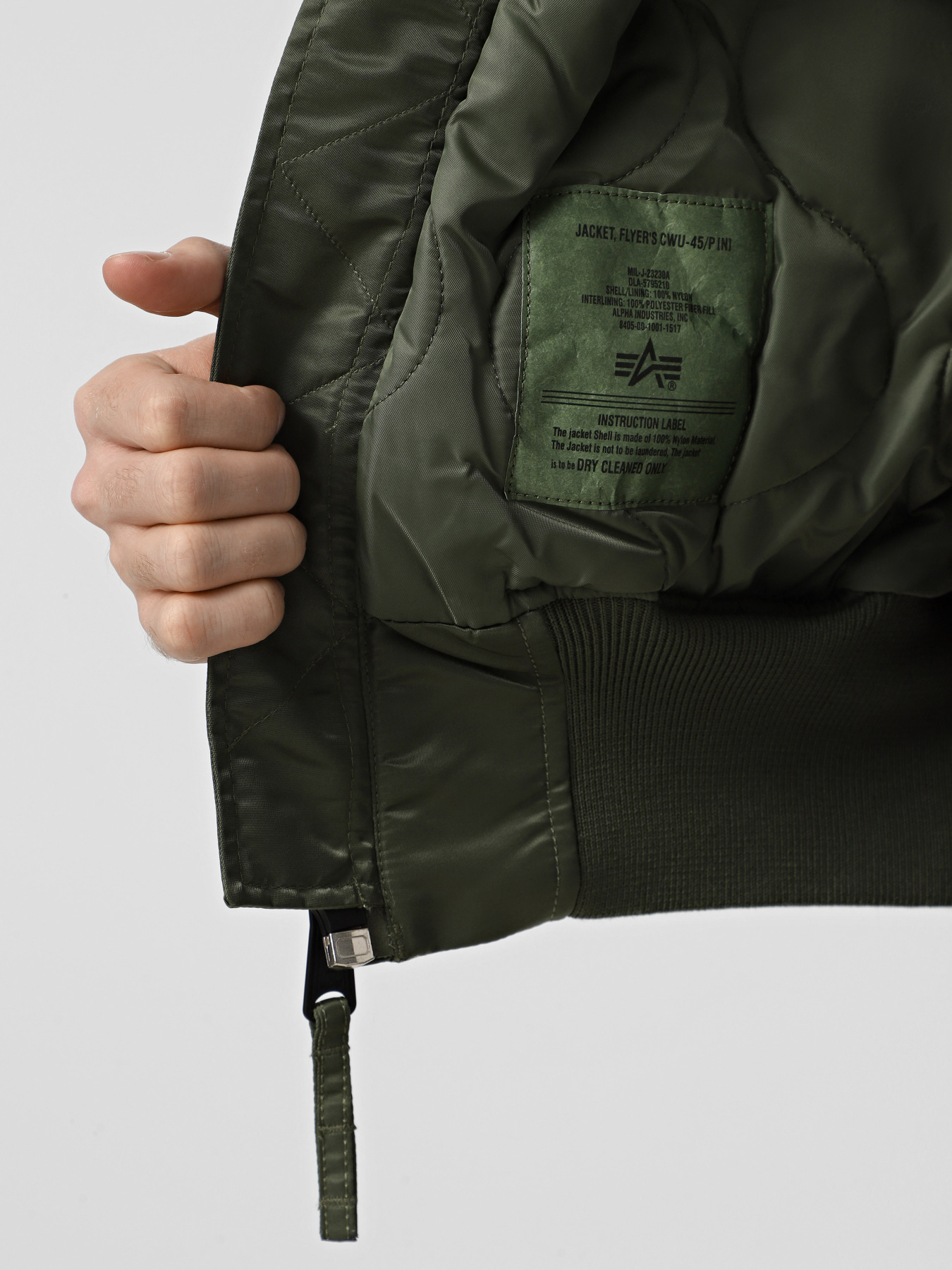 Бомбер Alpha Industries CWU 45/P Flight Jacket модель MJC22000C1_310 Фото