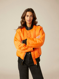 Бомбер Alpha Industries Ma-1 модель MJM21000C1_001 Фото