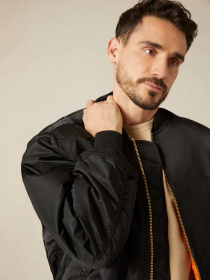 Бомбер Alpha Industries Ma-1 модель MJM21000C1_001 Бомбер Alpha Industries Ma-1 модель MJM21000C1_001 Фото