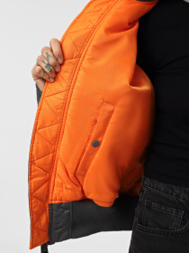 Бомбер Alpha Industries Ma-1 модель MJM21000C1_022 Фото