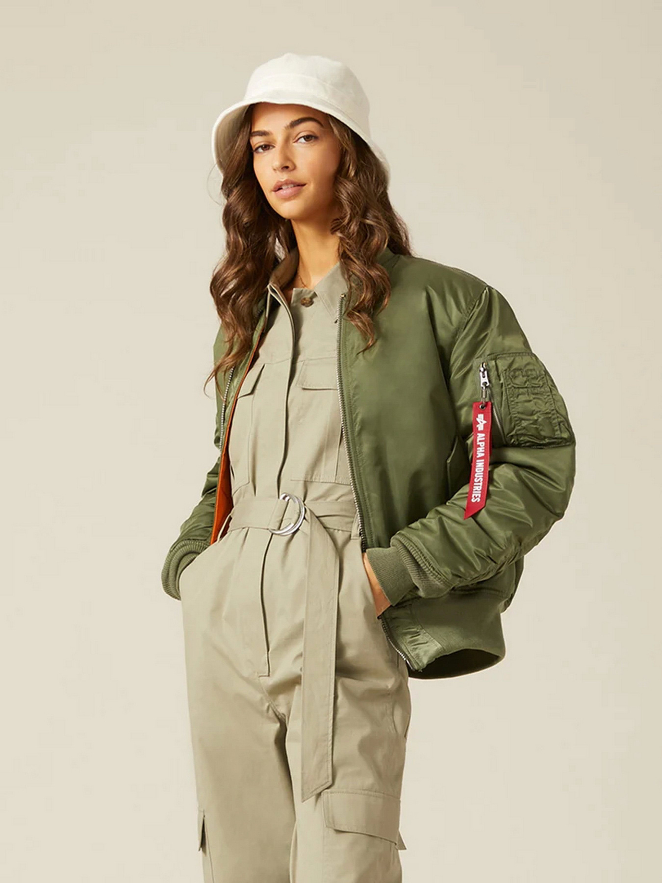 Бомбер Alpha Industries Ma-1 модель MJM21000C1_310 Фото