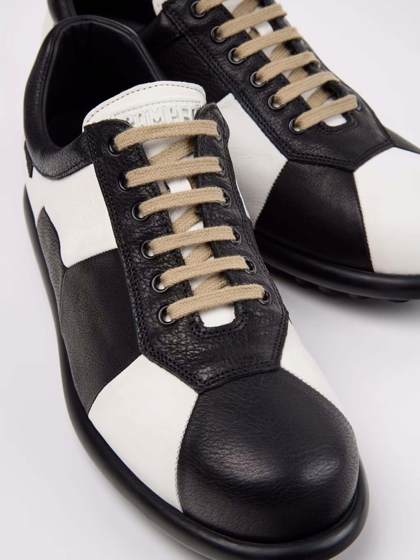 Напівчеревики Camper Twins модель K101043-001 Фото