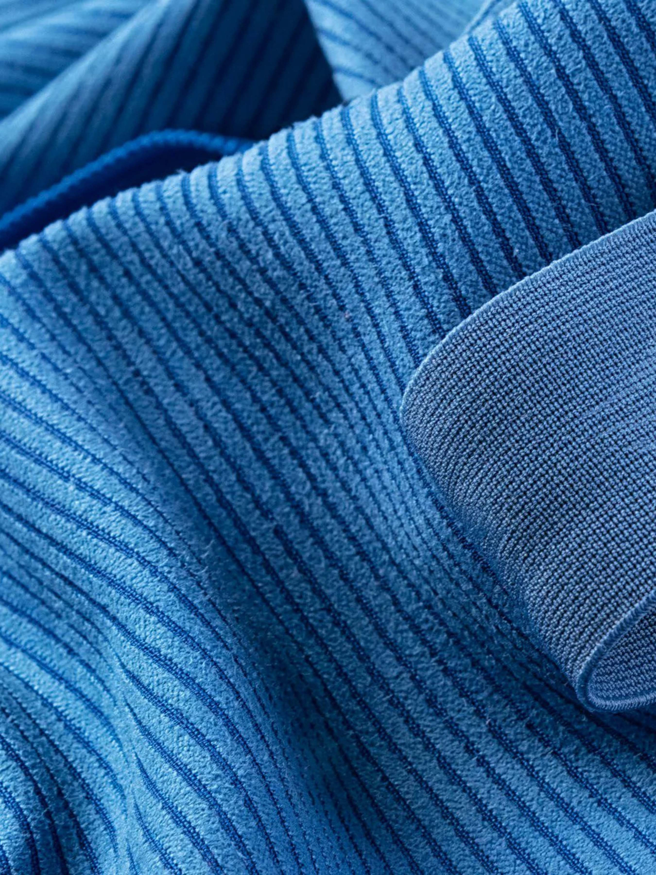 Aquawave модель FENN L-STRONG BLUE Фото