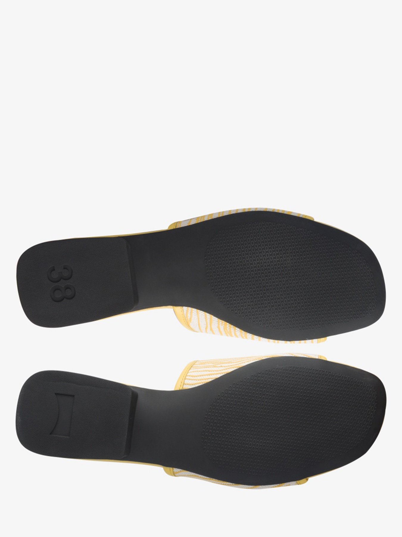 Шлепанцы Camper Twins модель K201223-001 Фото