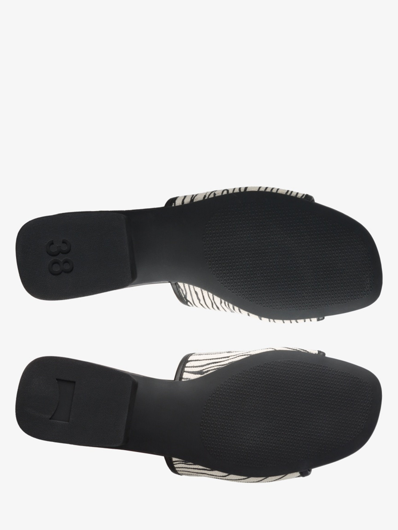 Шлепанцы Camper Twins модель K201223-003 Фото