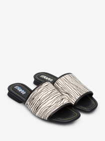 Шлепанцы Camper Twins модель K201223-003 Фото