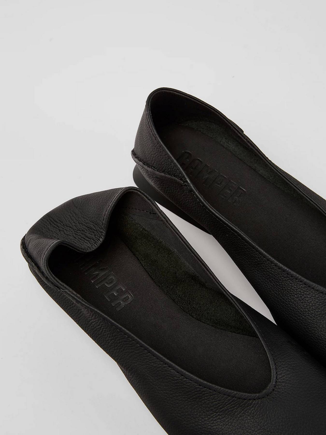 Балетки Camper модель K201253-004 Фото