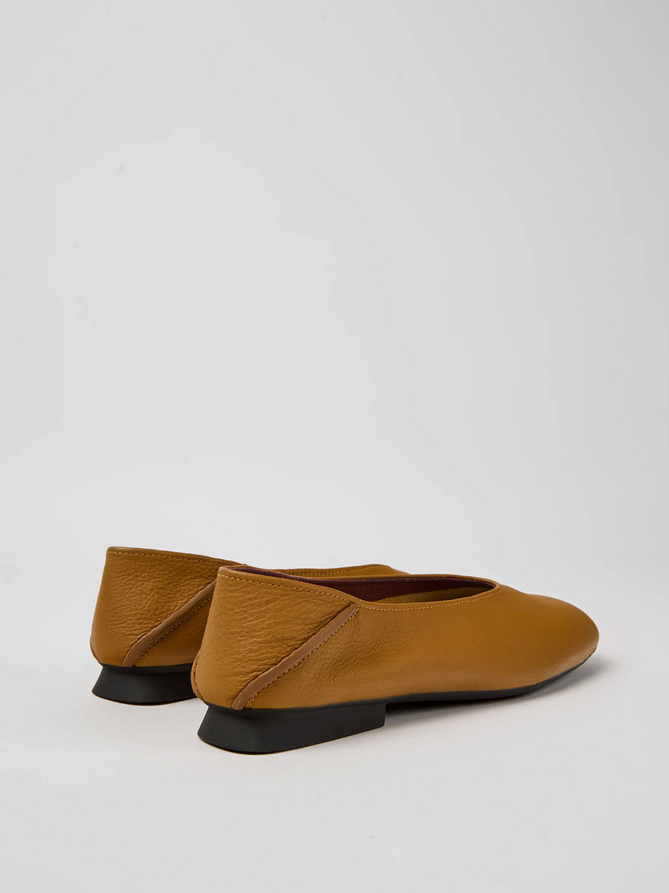 Балетки Camper модель K201253-011 Фото