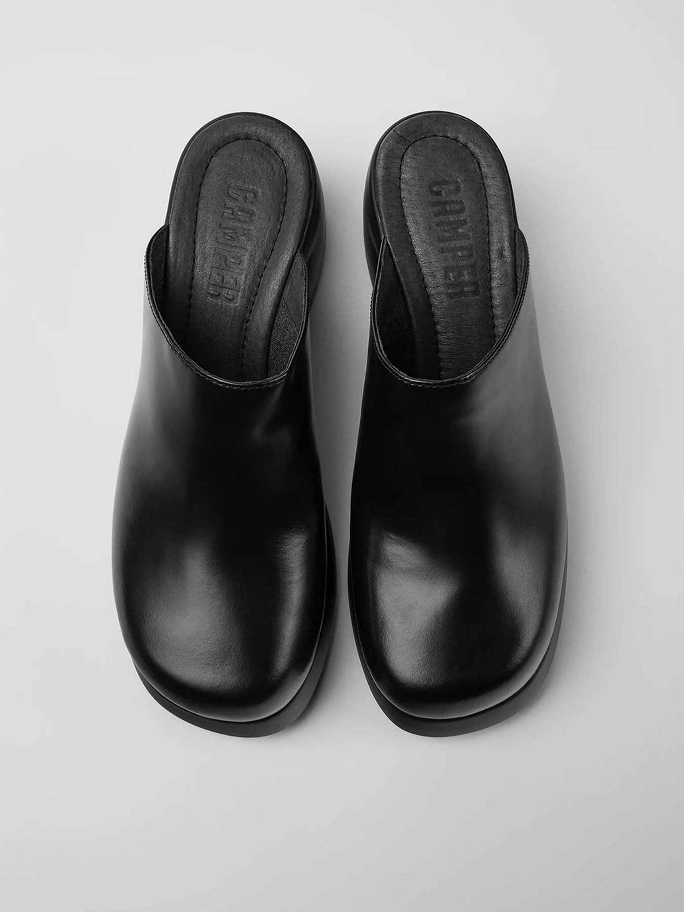 Шлепанцы Camper модель K201283-003 Фото