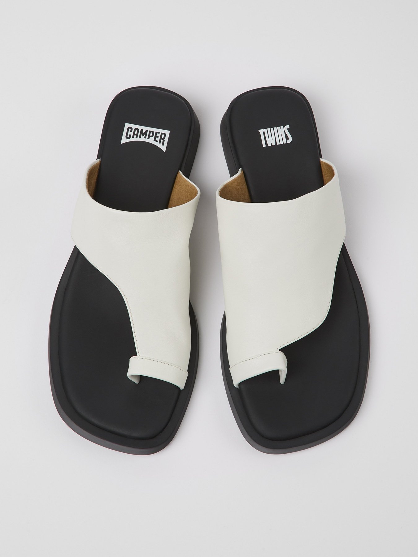 Шлепанцы Camper Twins модель K201488-001 Фото