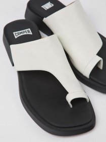 Шлепанцы Camper Twins модель K201488-001 Фото