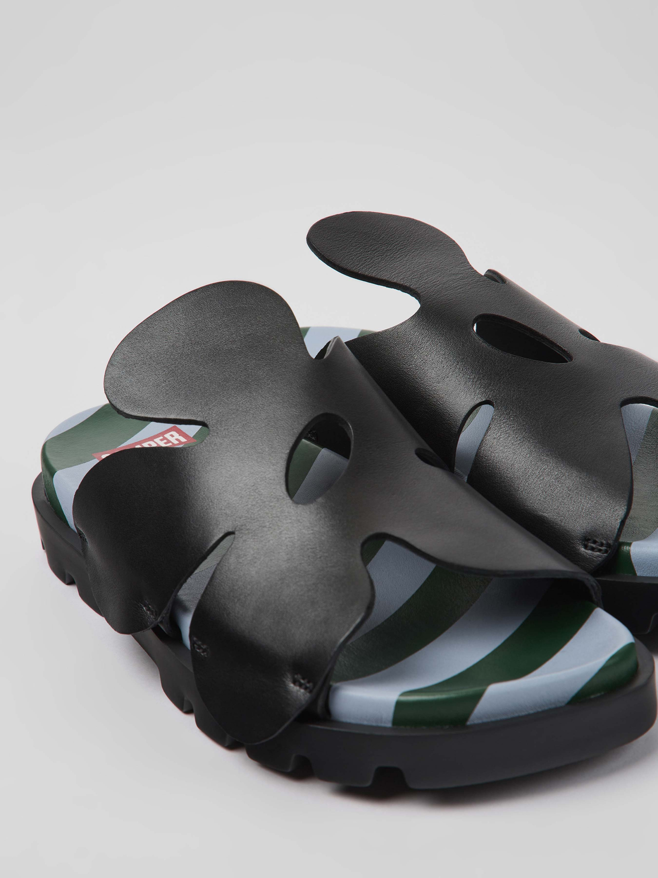 Шльопанці Camper Twins модель K201546-002 Фото