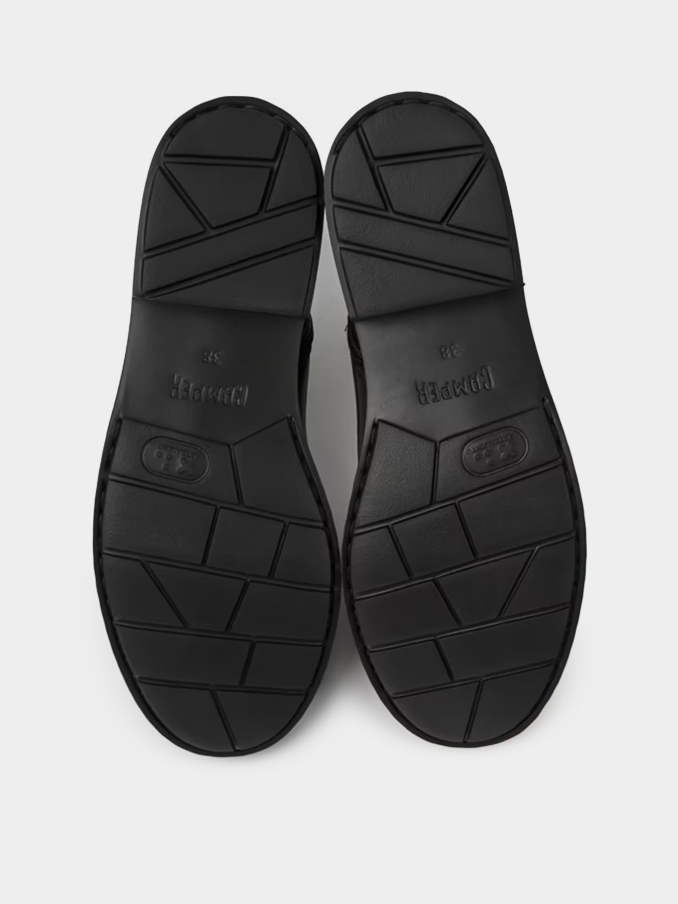 Ботинки Camper Neuman модель K400245-004 Фото