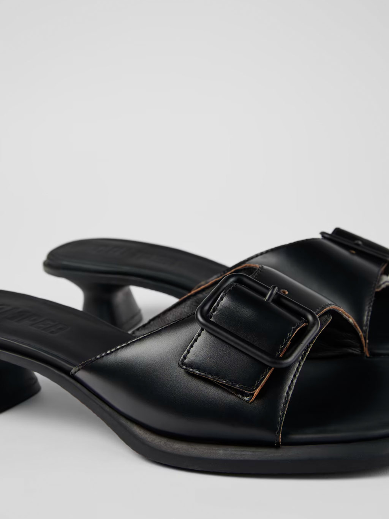 Шлепанцы Camper Meda модель K201493-005 Фото