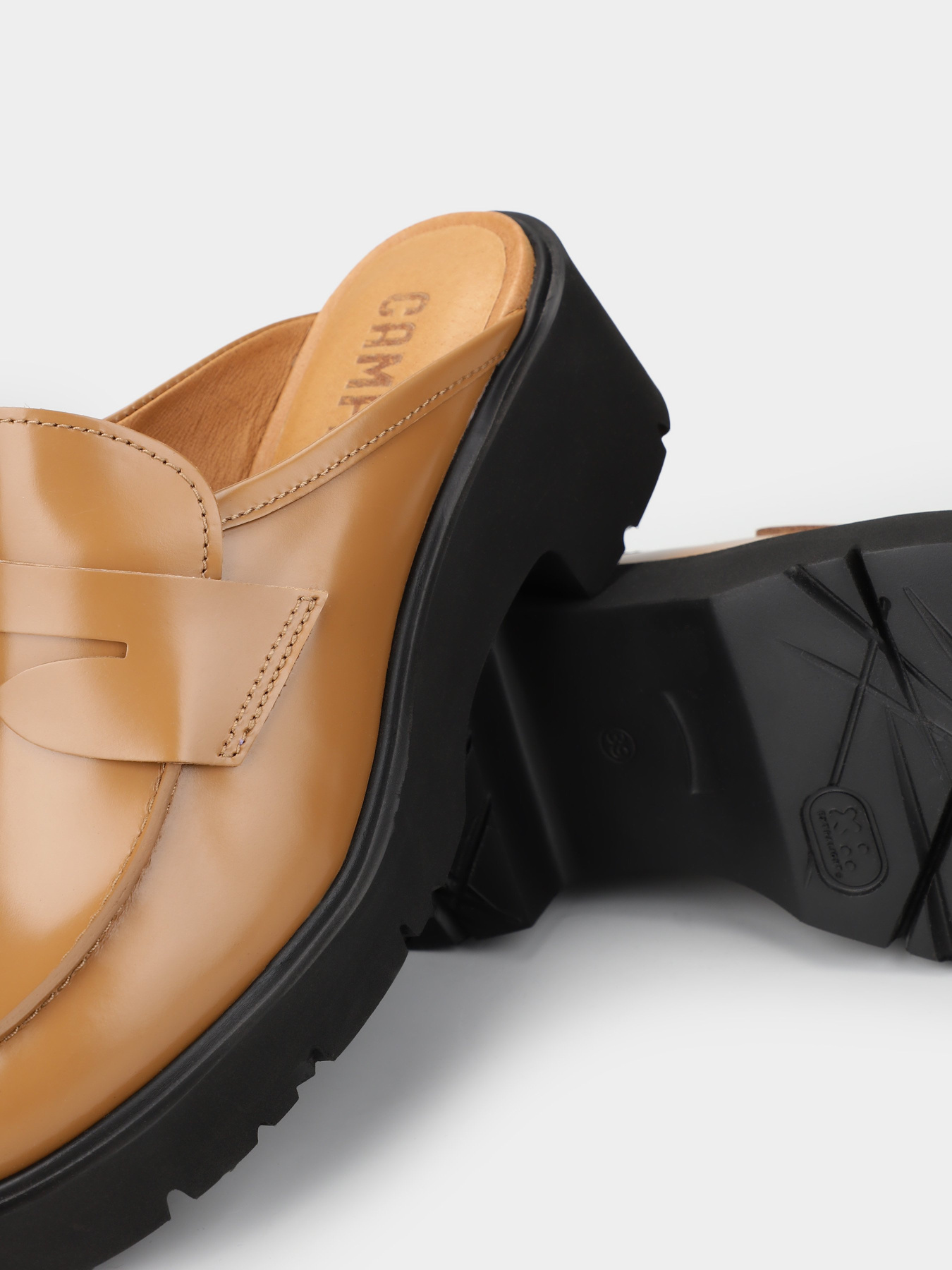 Сабо Camper Milah модель K201622-002 Фото