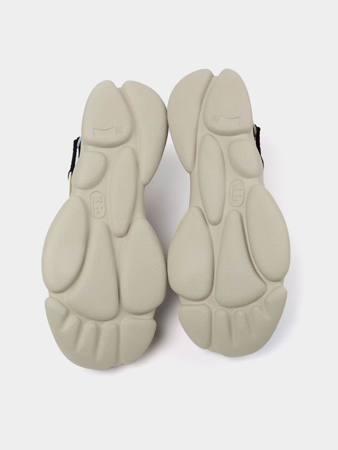 Кросівки повсякденні Camper Twins модель K201439-026 Фото