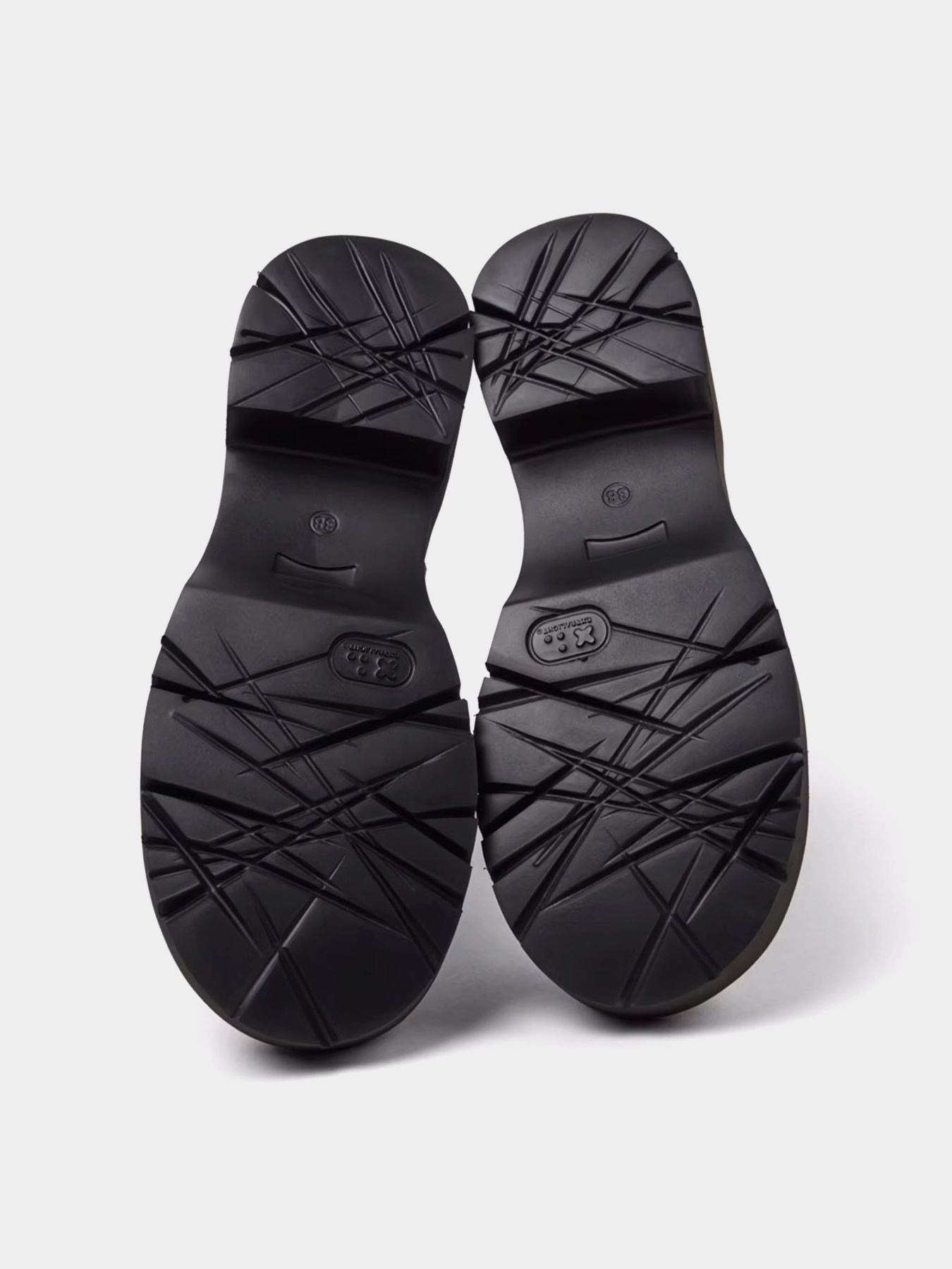 Челсі Camper Milah модель K400575-016 Челсі Camper Milah модель K400575-016 Фото