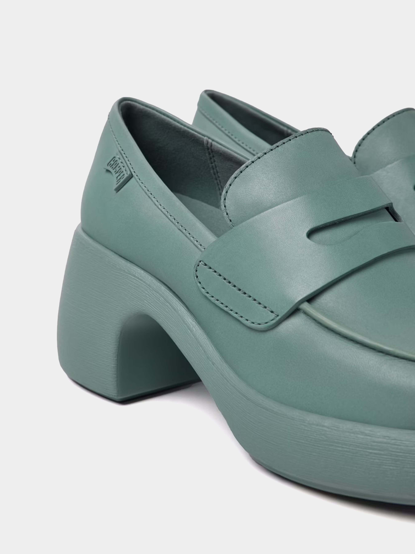 Лоферы Camper Thelma II модель K201787-002 Фото