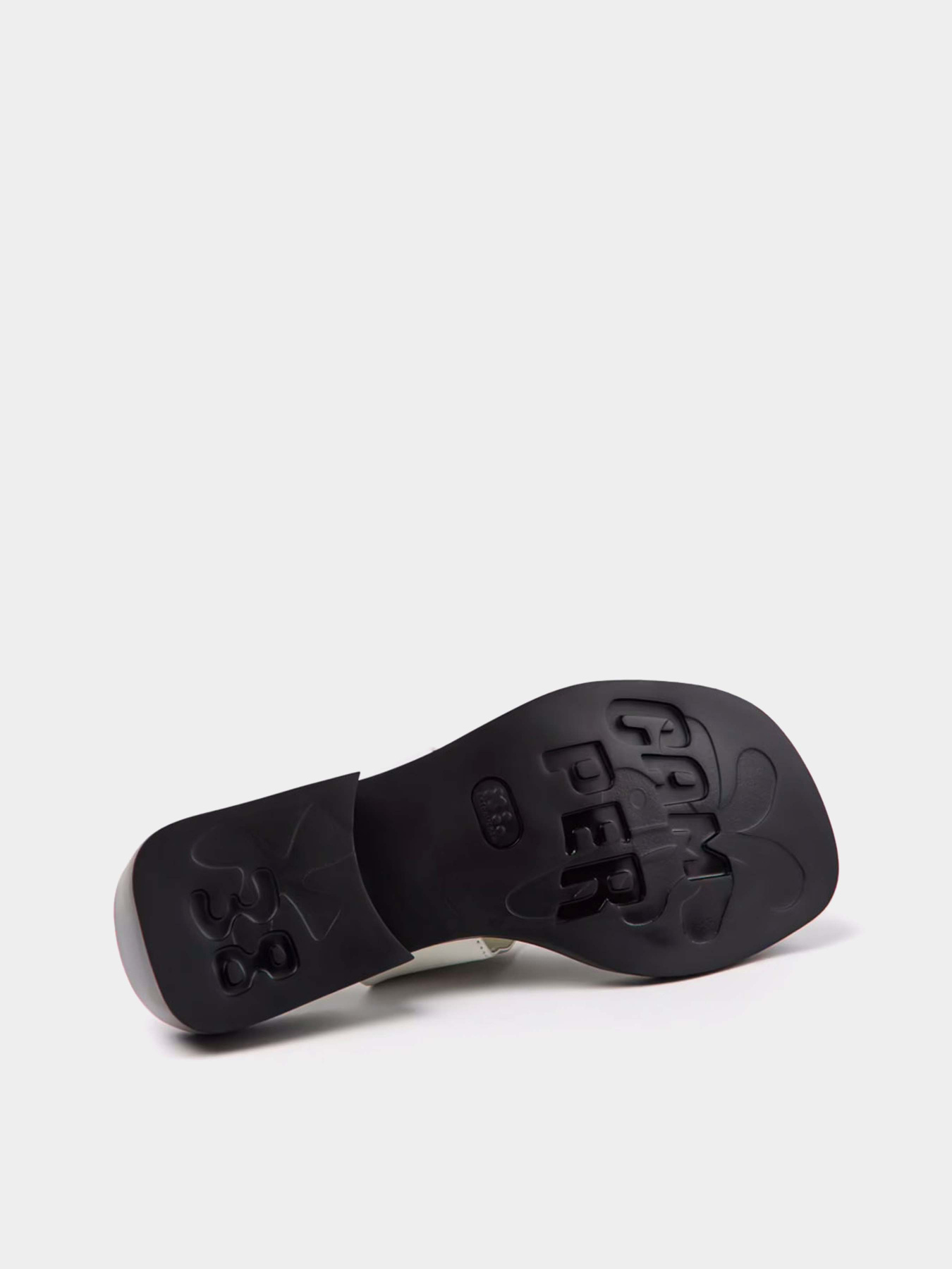 Шлепанцы Camper Twins модель K201745-001 Фото