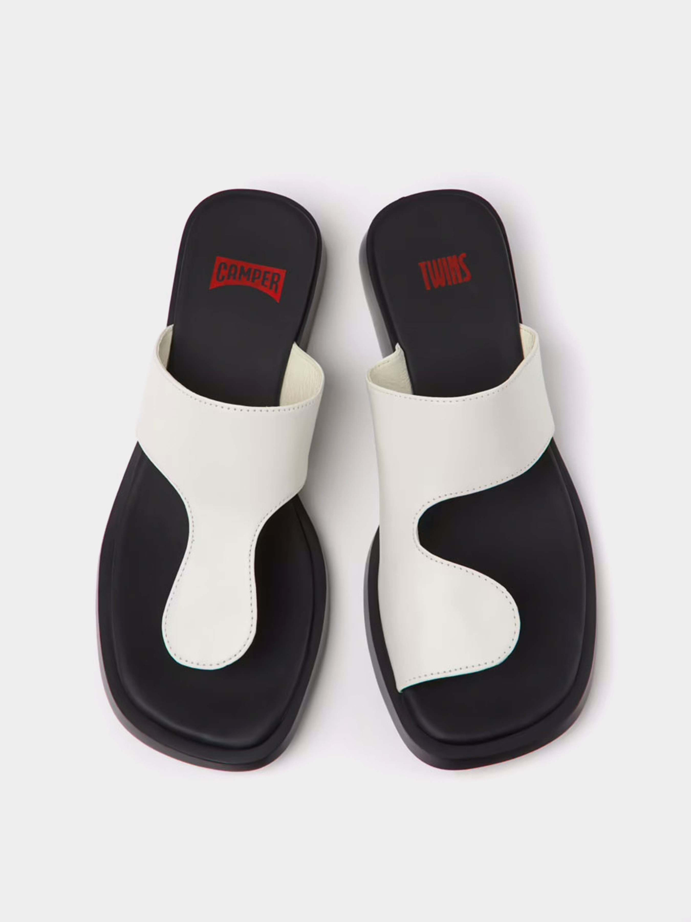Шлепанцы Camper Twins модель K201745-001 Фото
