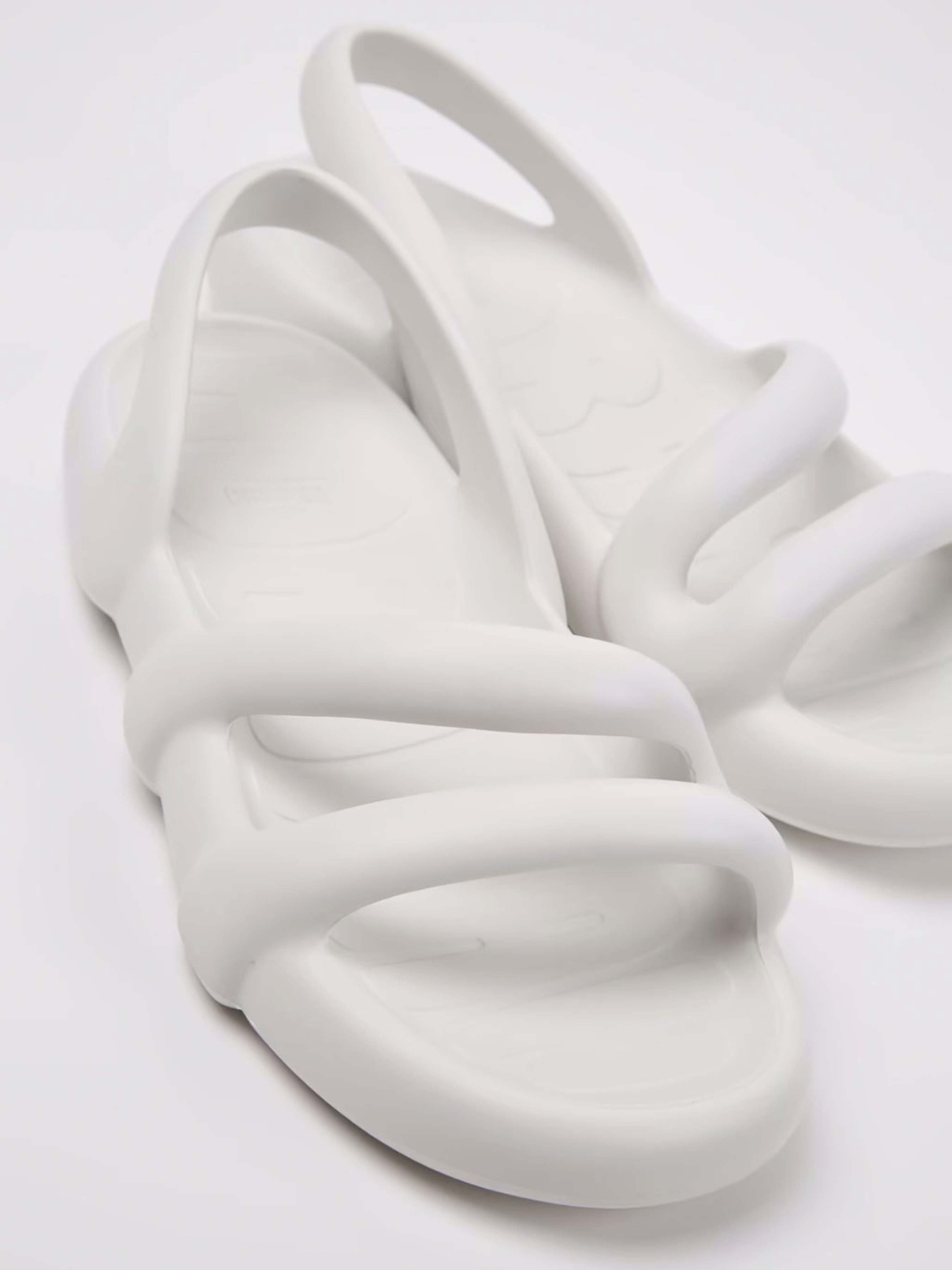 Сандалії Camper Kobarah Flat модель K201636-013 Фото