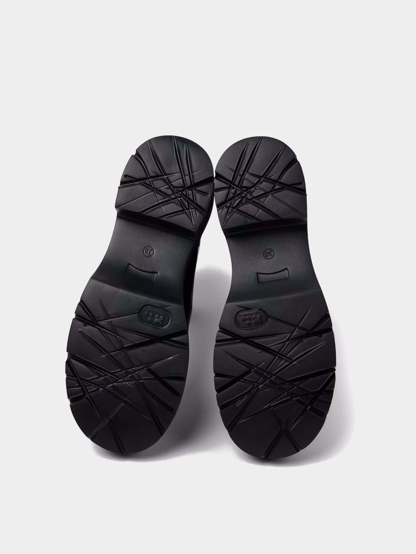 Ботильйони Camper модель K400776-001 Фото