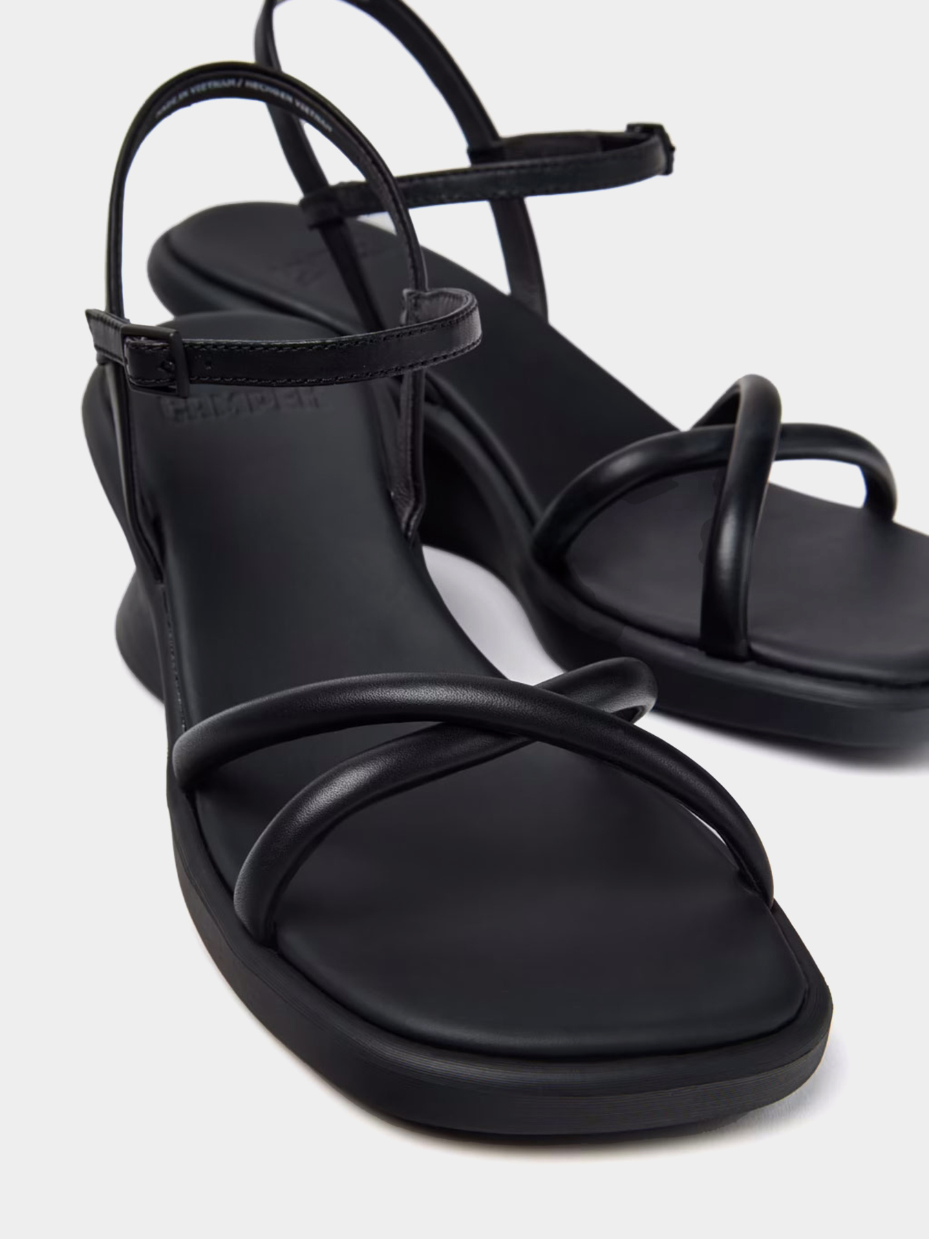 Camper модель K201916-001 Фото