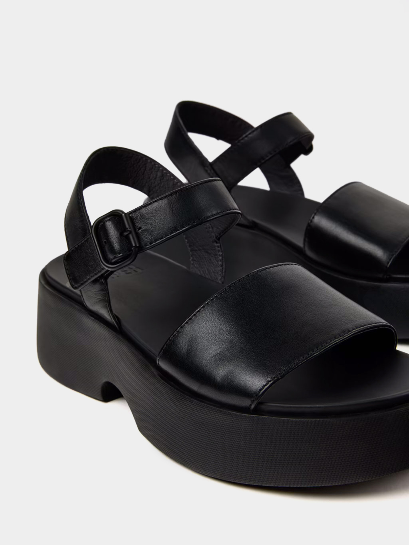 Camper модель K201659-006 Фото