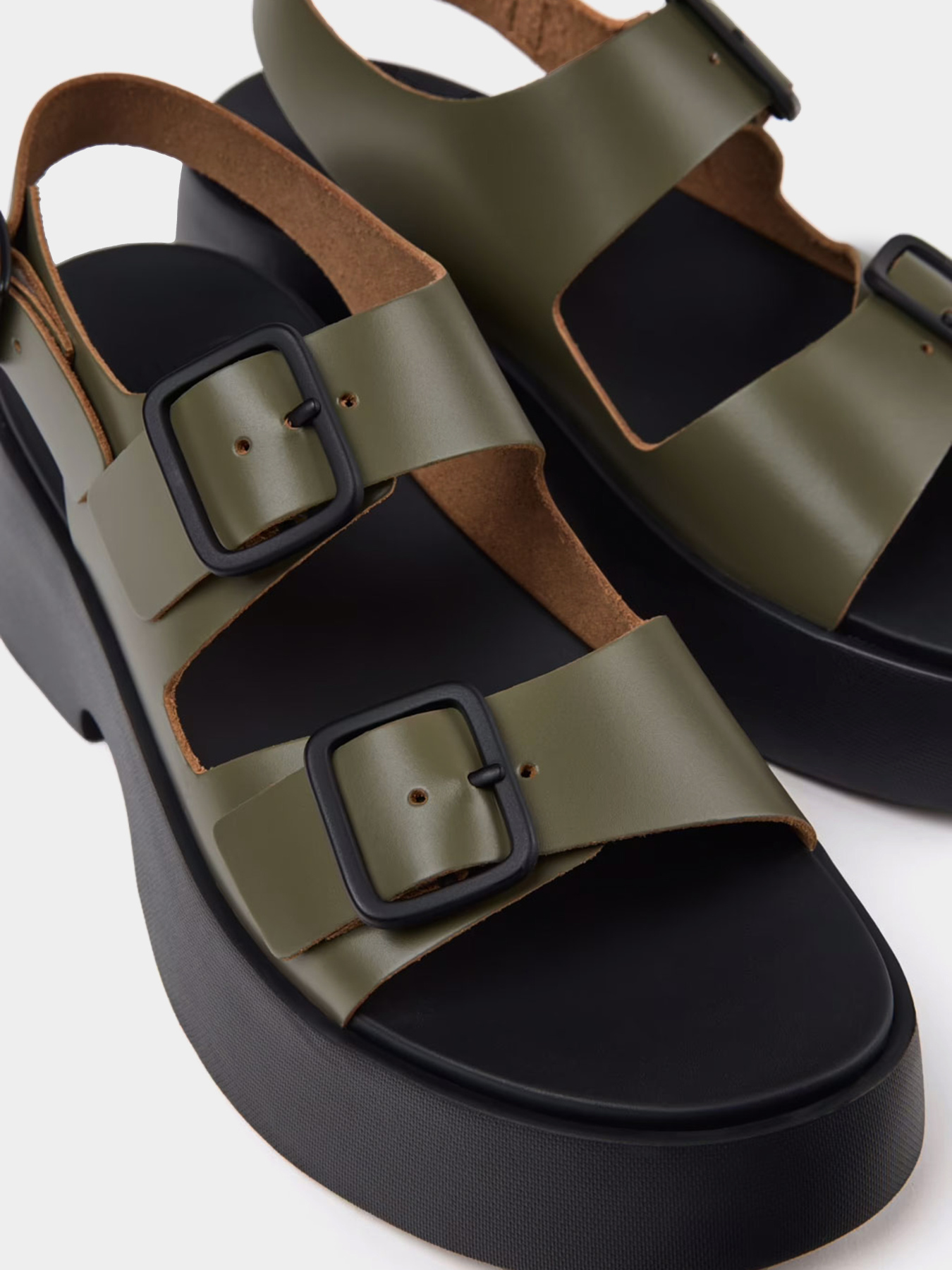 Camper модель K201712-004 Фото