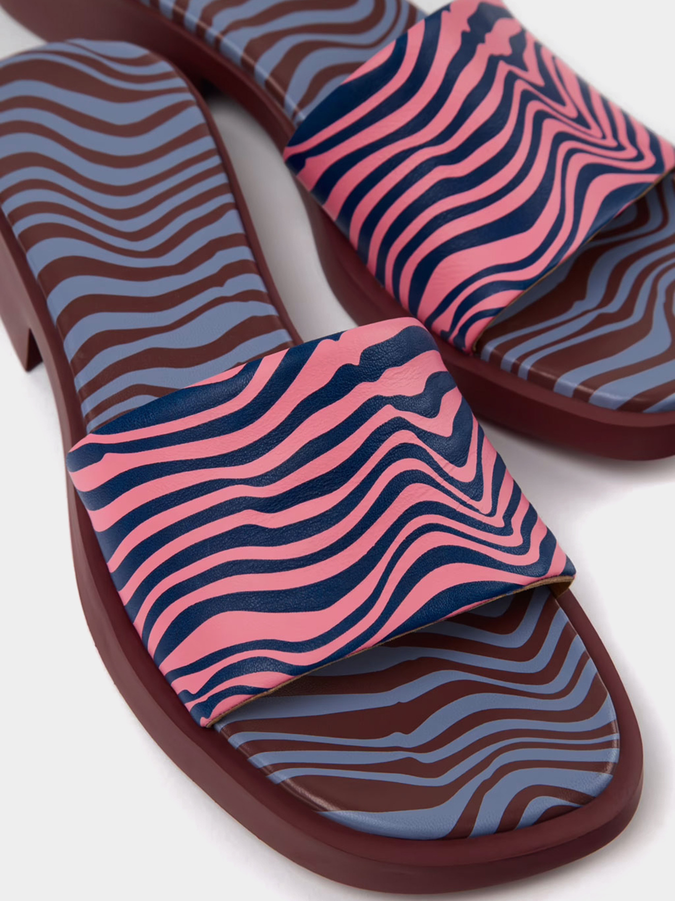 Шлёпанцы Camper DANA модель K201740-015 Фото