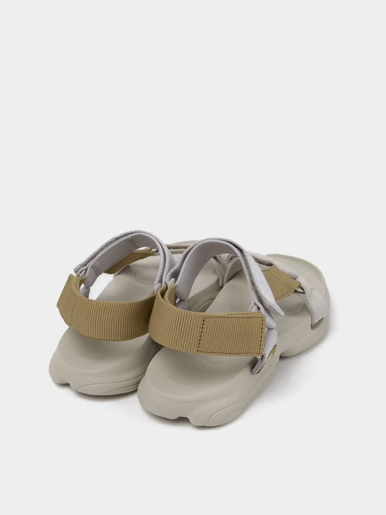 Camper модель K201892-001 Фото