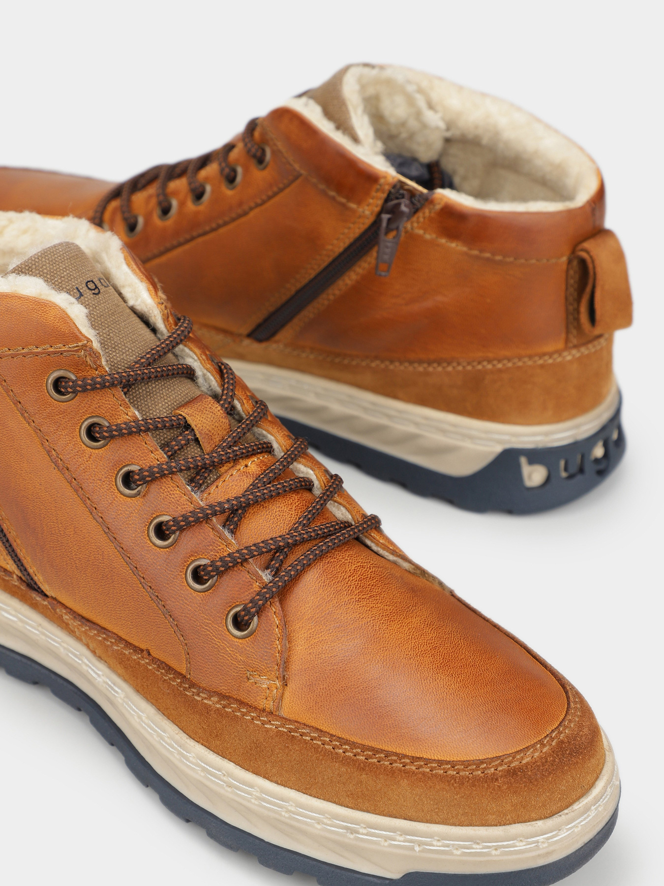 Ботинки Bugatti модель 325-79456-3500-6300 Фото