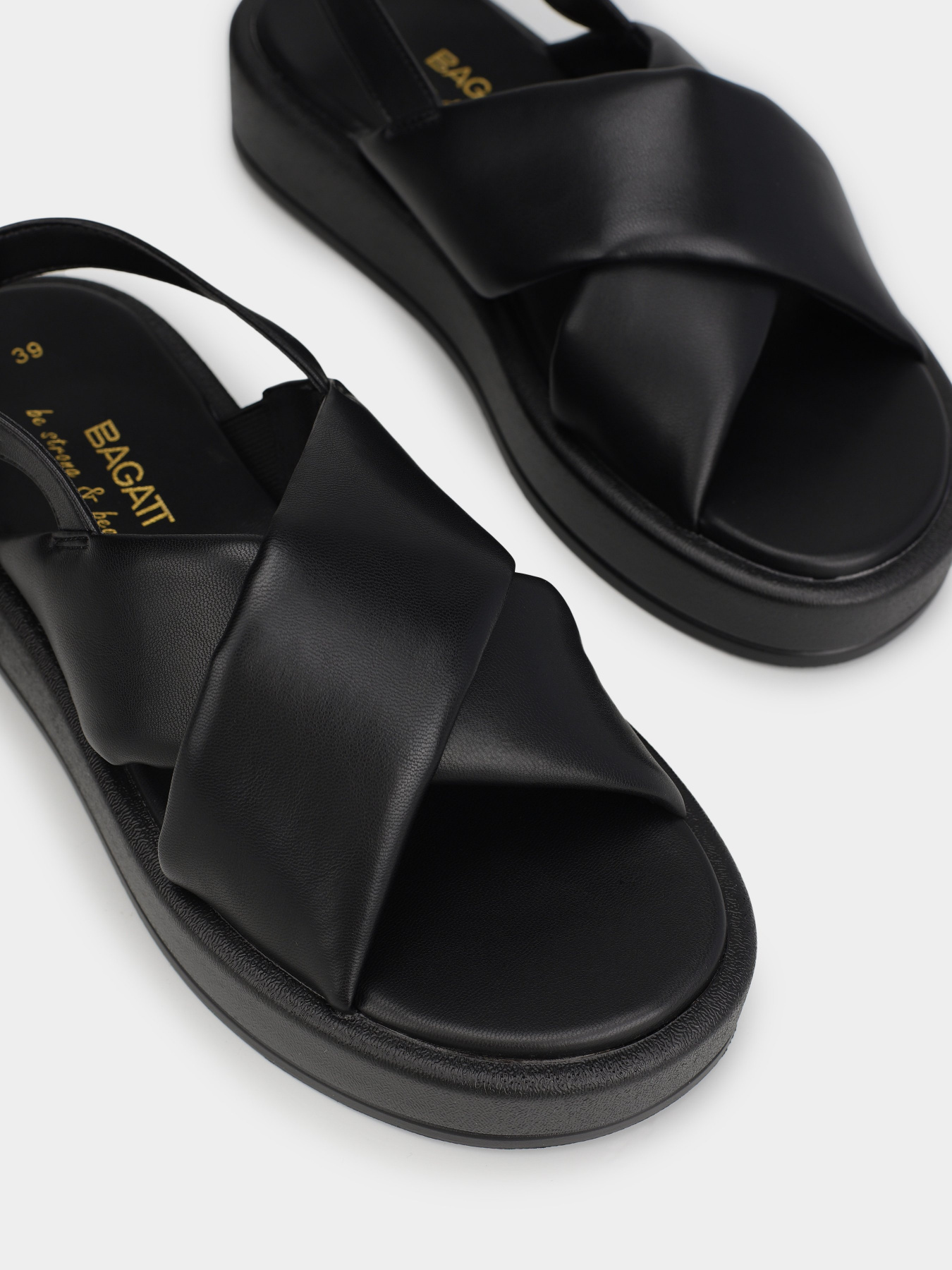 Сандалии BAGATT модель D31-AEK80-5000-1000 Фото