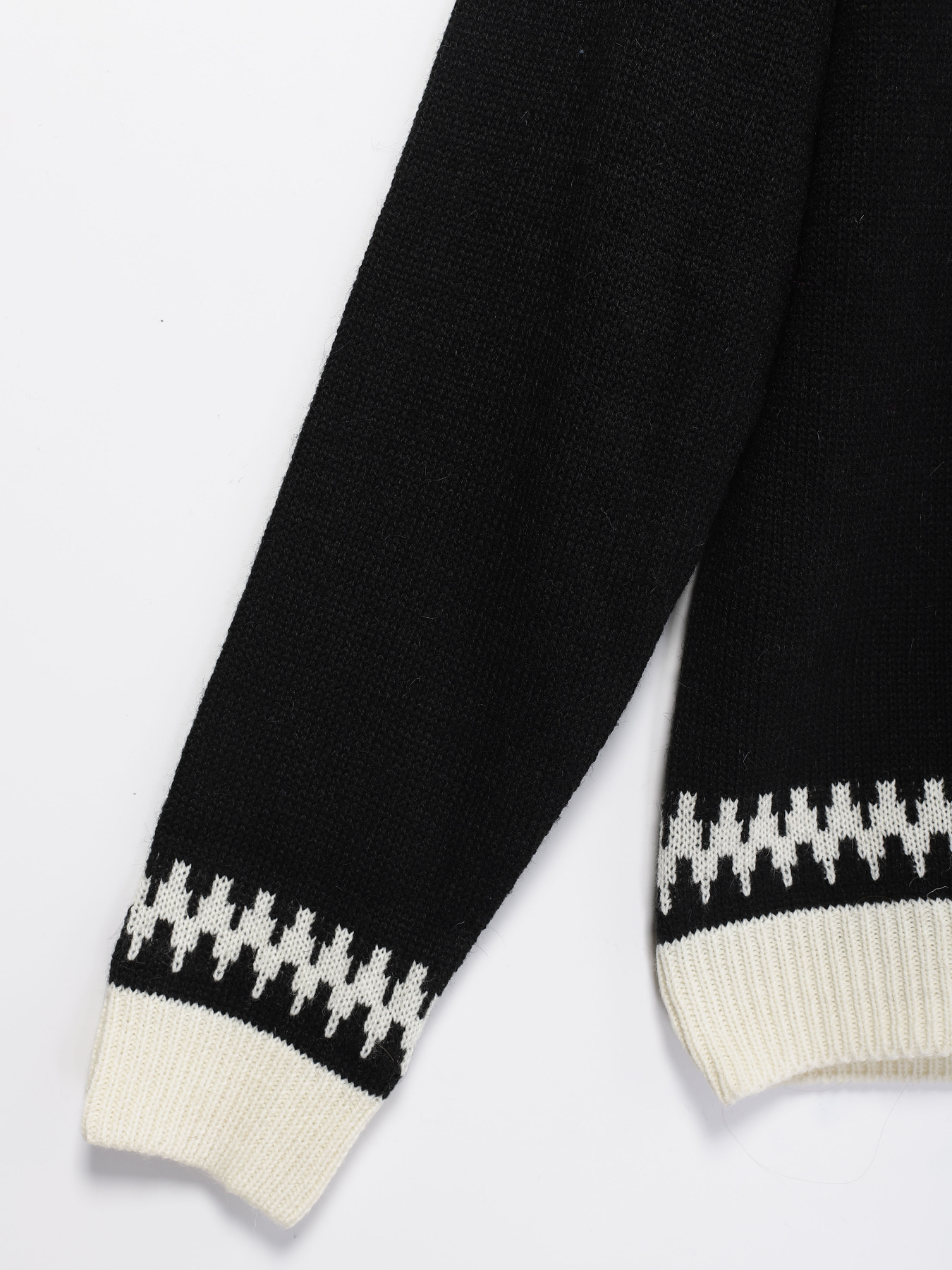 Джемпер Blend модель 20710272_чорний з білим Фото