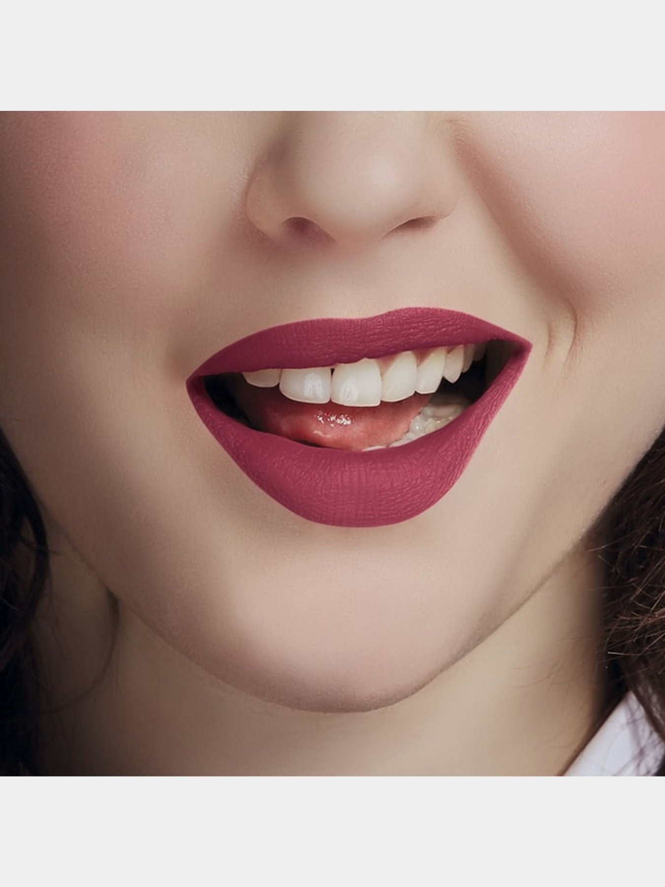 Помада матовая Rouge Velvet BOURJOIS модель 3614224102982 Фото